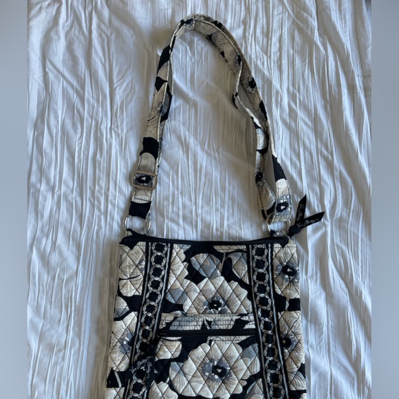 Vera Bradley Handbags - Vera Bradley Camellia Pattern Hipster Crossbody Bag